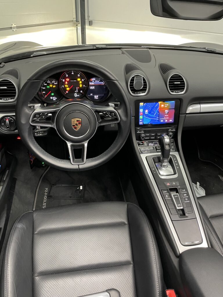 Porsche audio interieur